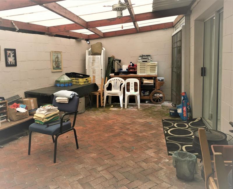 3 Bedroom Property for Sale in Rocklands Western Cape